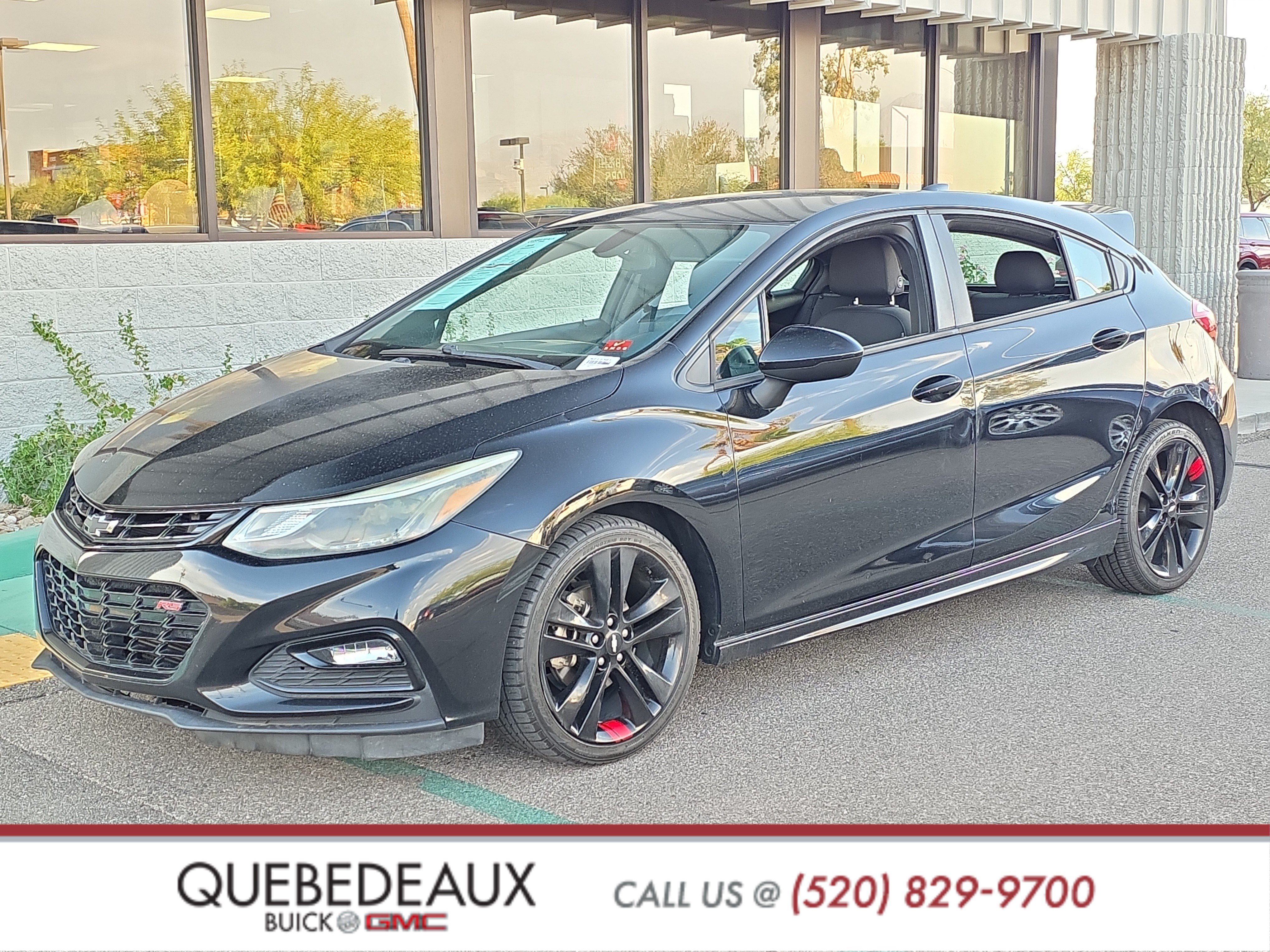 Used 2018 Chevrolet Cruze LT w/ Redline Edition FWD image 3