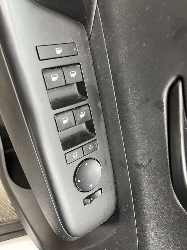 Used 2024 Hyundai Kona SEL AWD/4WD image 29