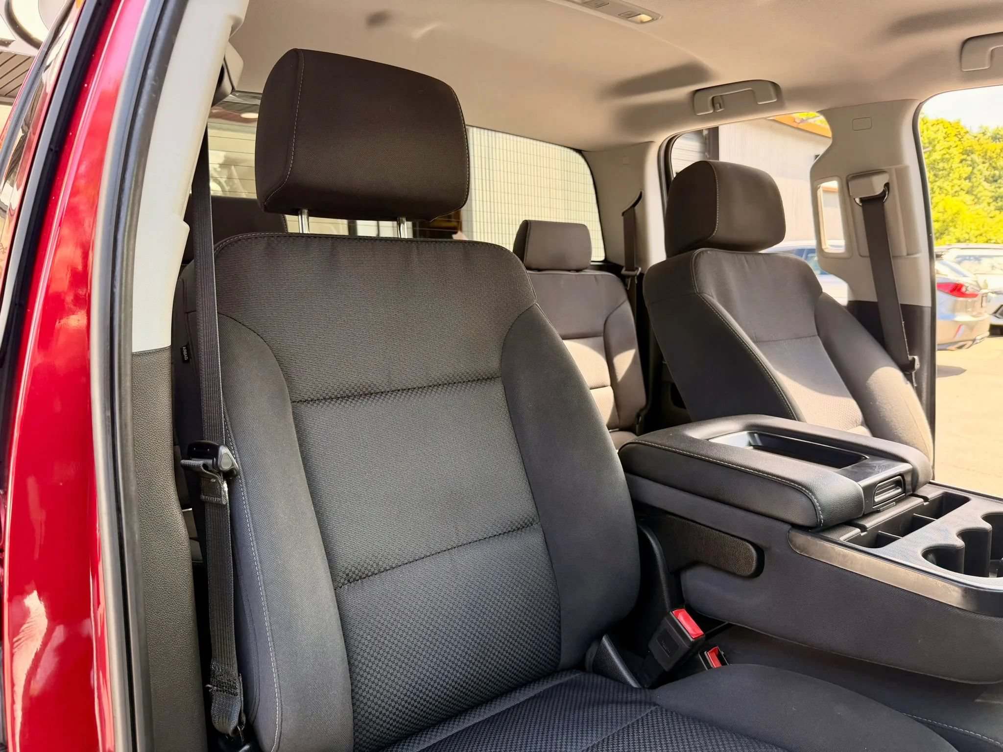 Used 2019 Chevrolet Silverado 1500 LT w/ All Star Edition AWD/4WD image 32