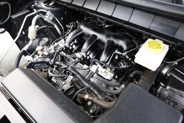 Certified 2025 Nissan Pathfinder SV AWD/4WD image 28