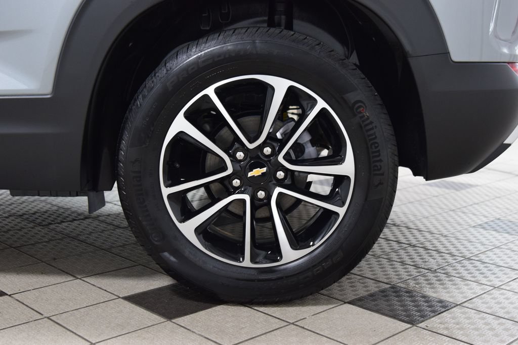 New 2026 Chevrolet TrailBlazer LT w/ Convenience Package FWD image 26