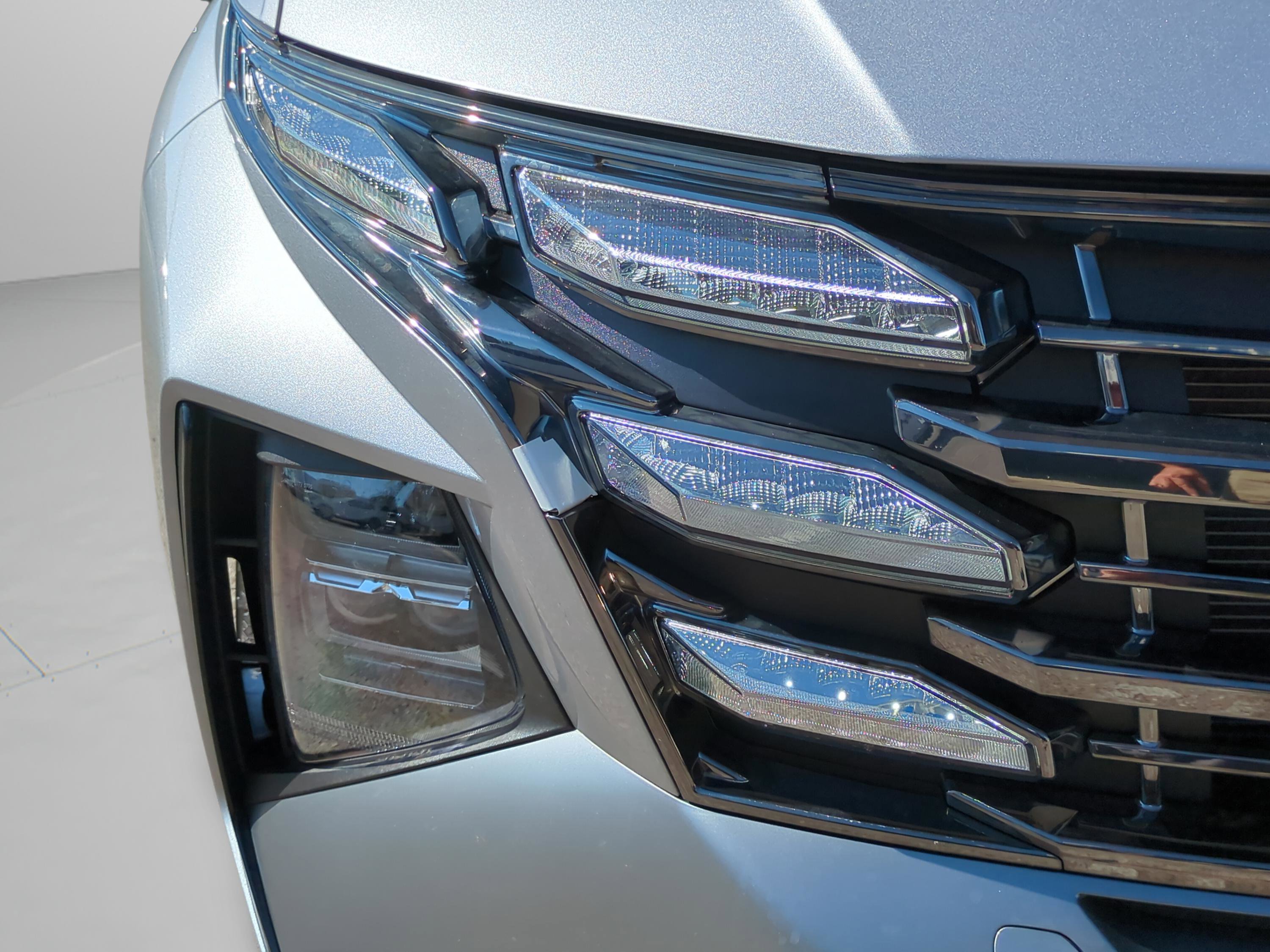 Certified 2025 Hyundai Tucson Limited image 9