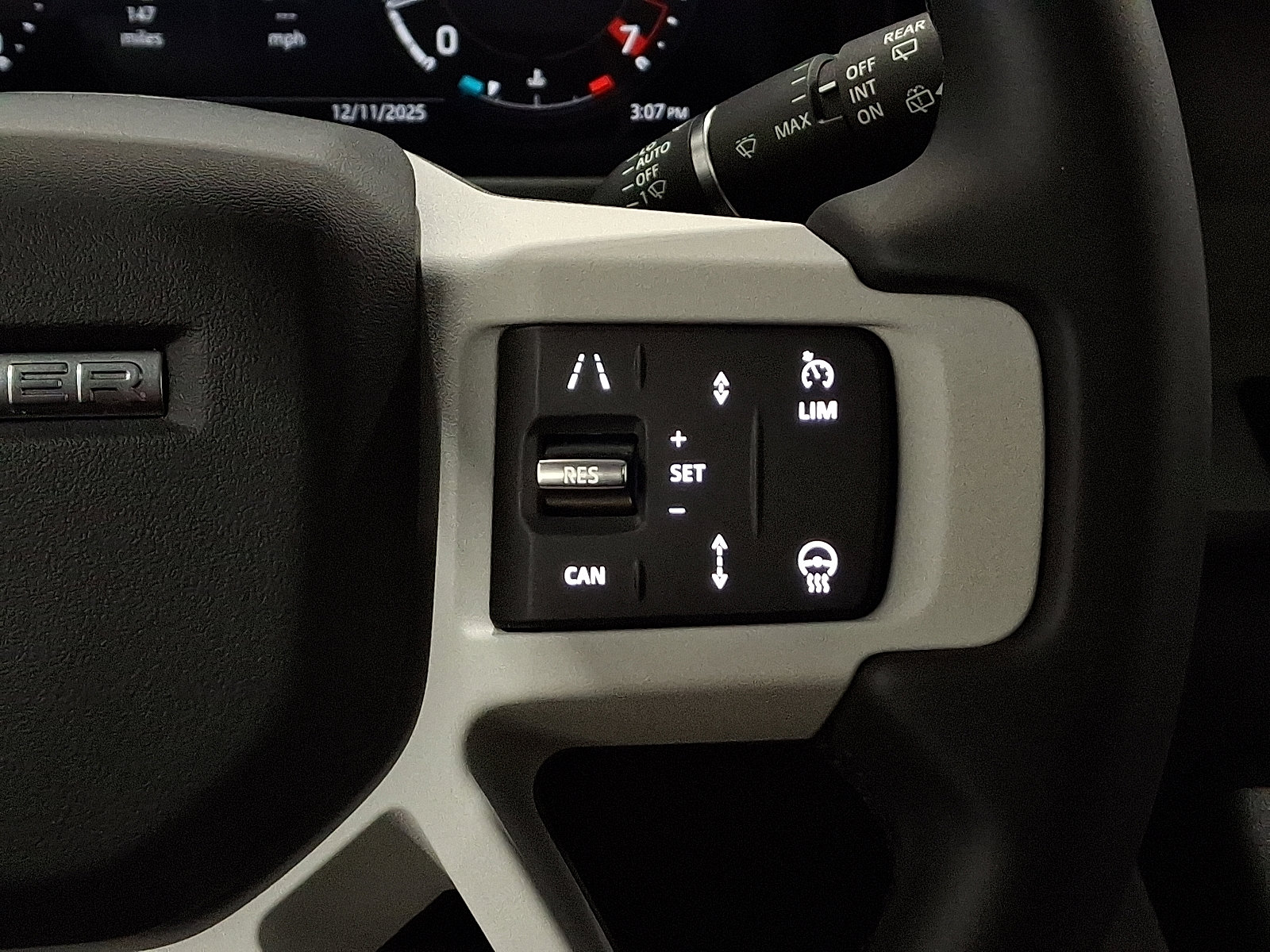 Certified 2025 Land Rover Defender 110 S image 22