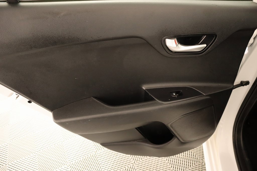 Used 2019 Kia Rio S image 15