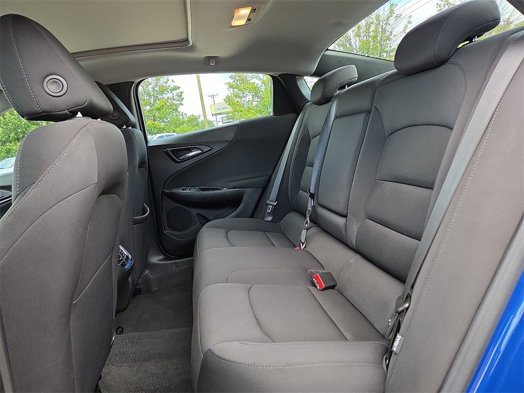Used 2023 Chevrolet Malibu LT image 10