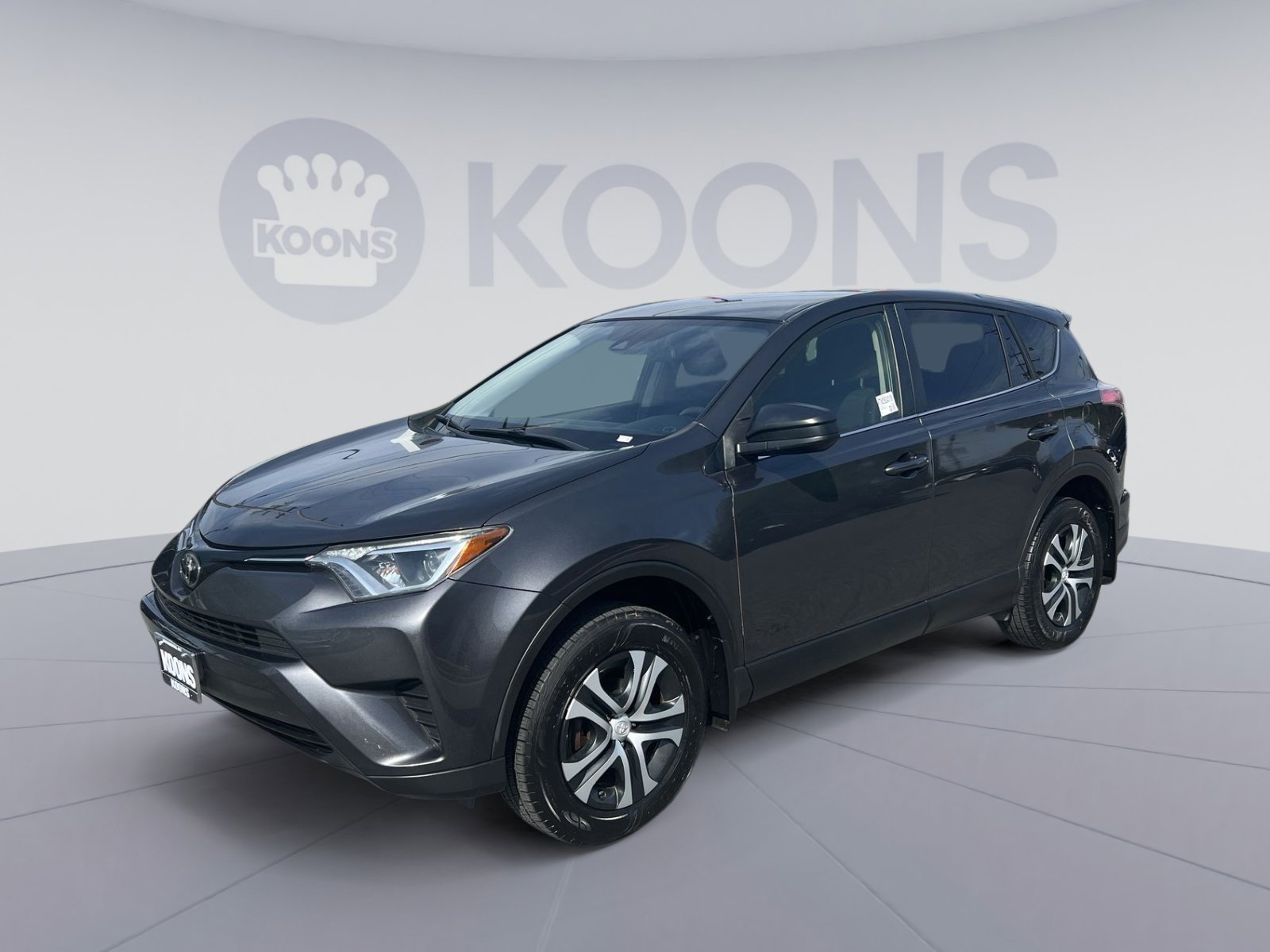 Used 2018 Toyota RAV4 LE w/ All Weather Liner Package image 1