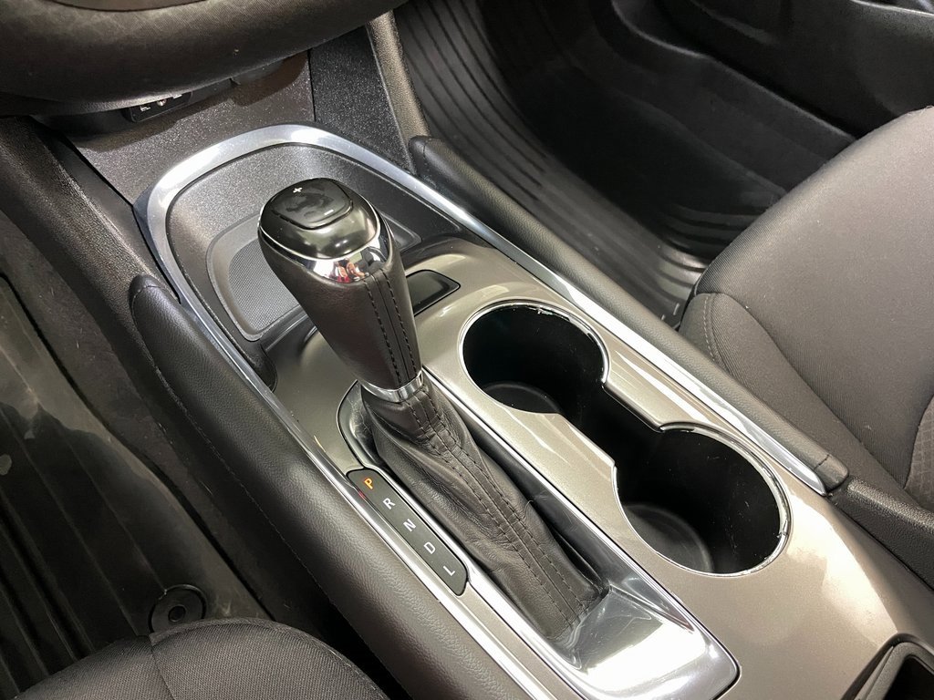 Used 2018 Chevrolet Malibu LT w/ Redline Edition image 29