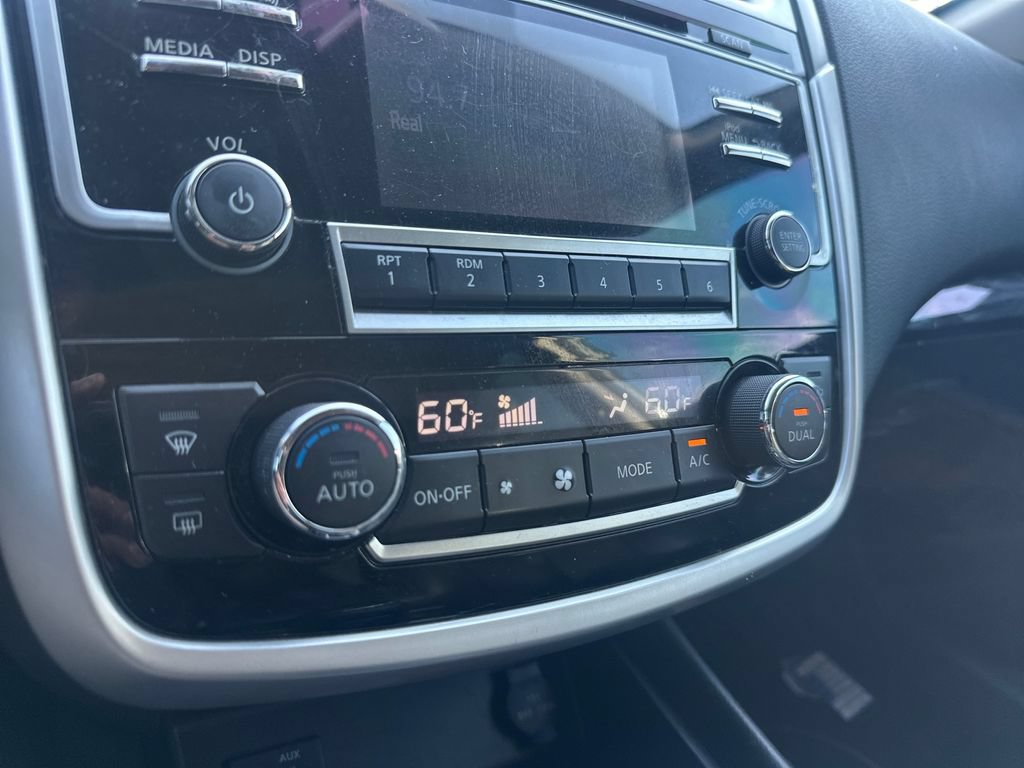Used 2018 Nissan Altima 2.5 SL FWD image 19