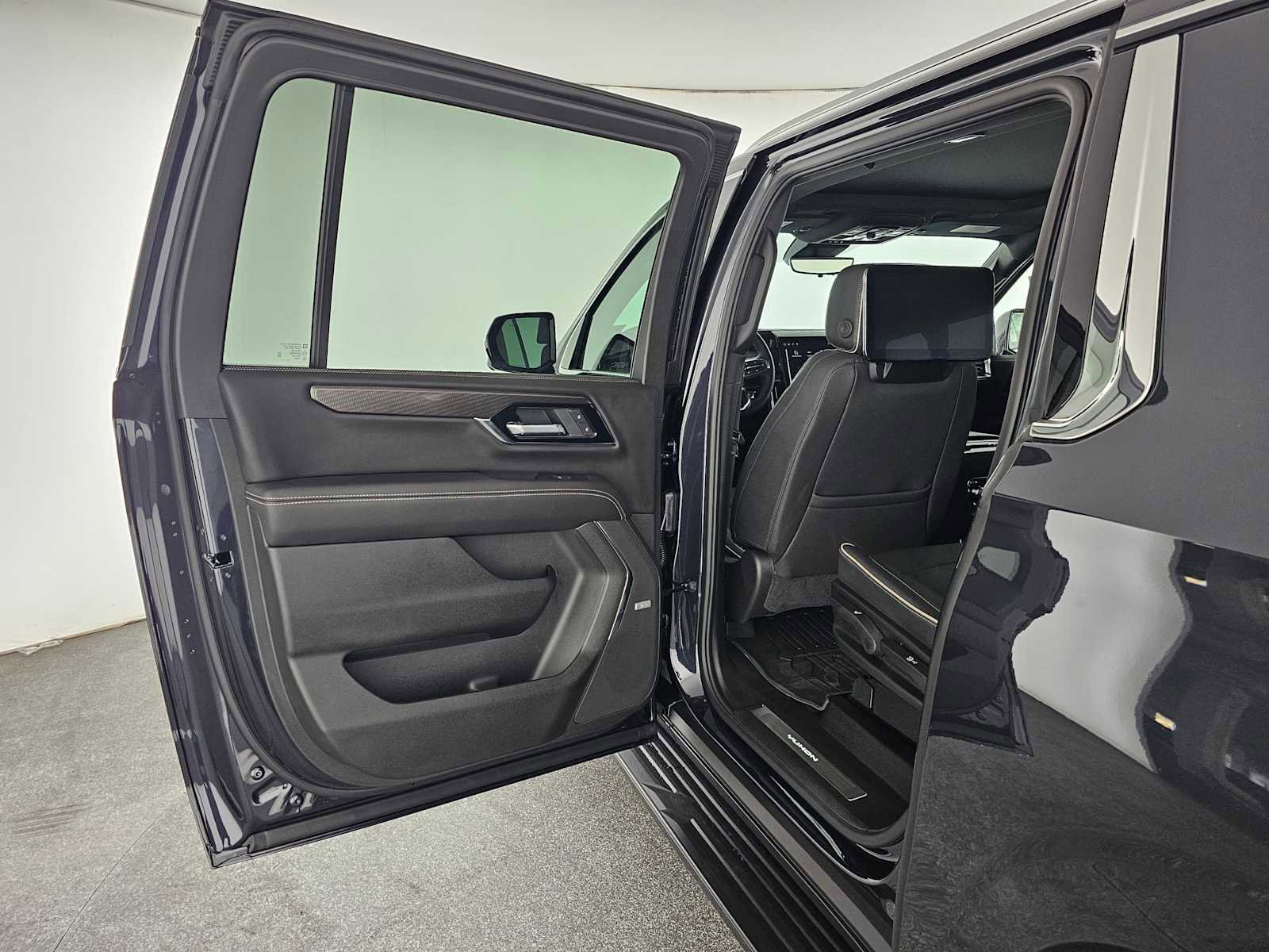 New 2026 GMC Yukon XL Elevation w/ Elevation Premium Package image 20