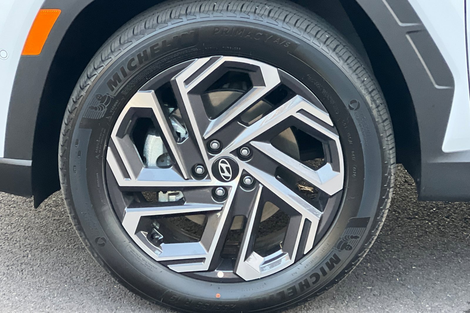 Certified 2025 Hyundai Tucson Limited image 38