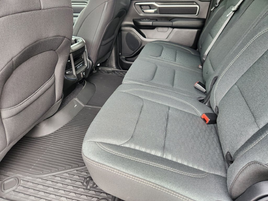 New 2026 RAM 1500 4x4 Crew Cab image 19