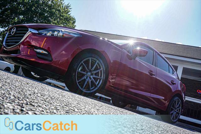 Used 2018 MAZDA MAZDA3 Touring FWD image 4