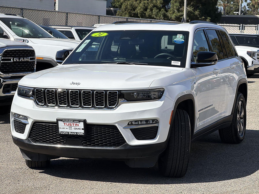 Used 2024 Jeep Grand Cherokee Limited 4xe AWD/4WD image 3