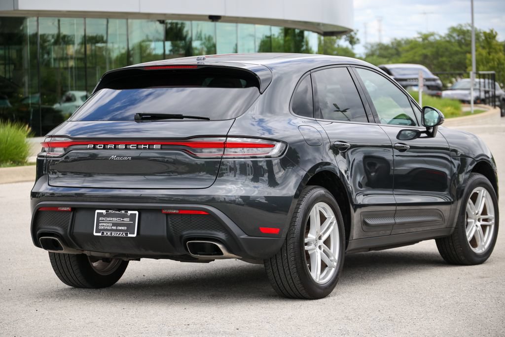 Certified 2023 Porsche Macan Turbo AWD/4WD image 17