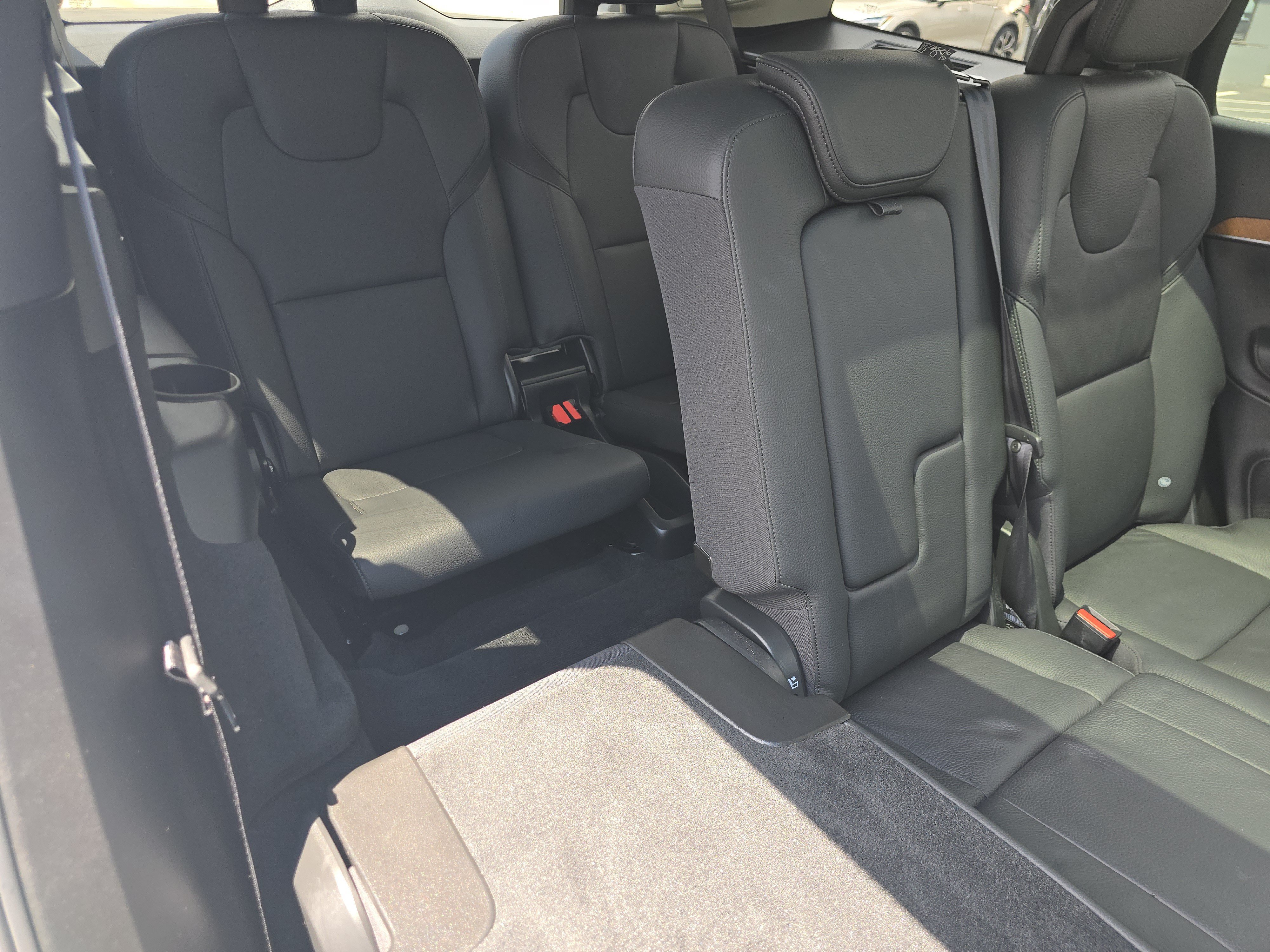 Used 2025 Volvo XC90 B6 Plus AWD/4WD image 20