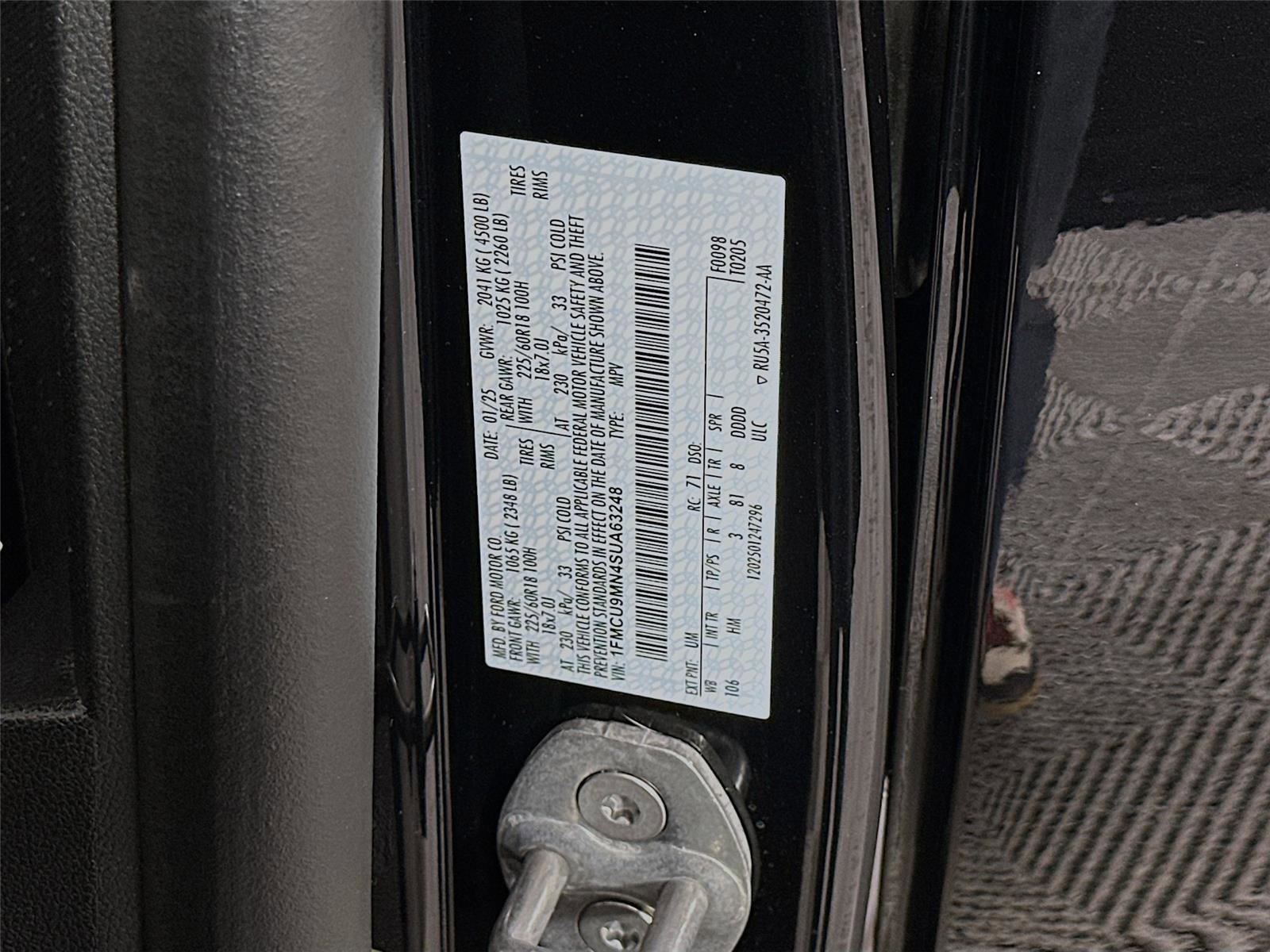 Used 2025 Ford Escape ST-Line image 28