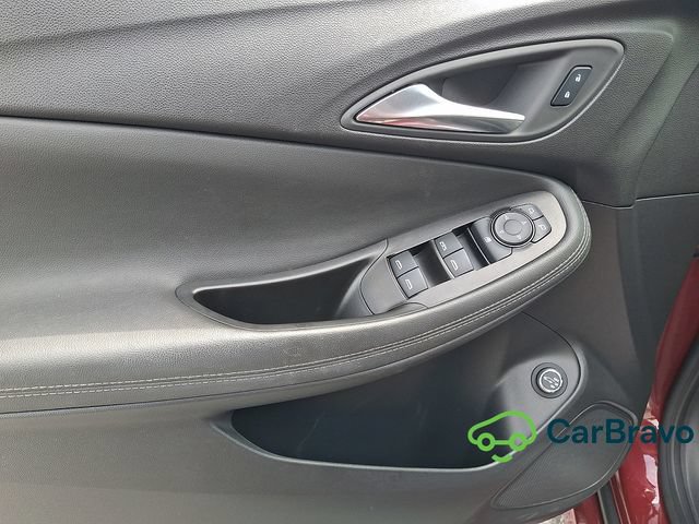Used 2023 Buick Encore GX Select w/ Sport Touring Package FWD image 12
