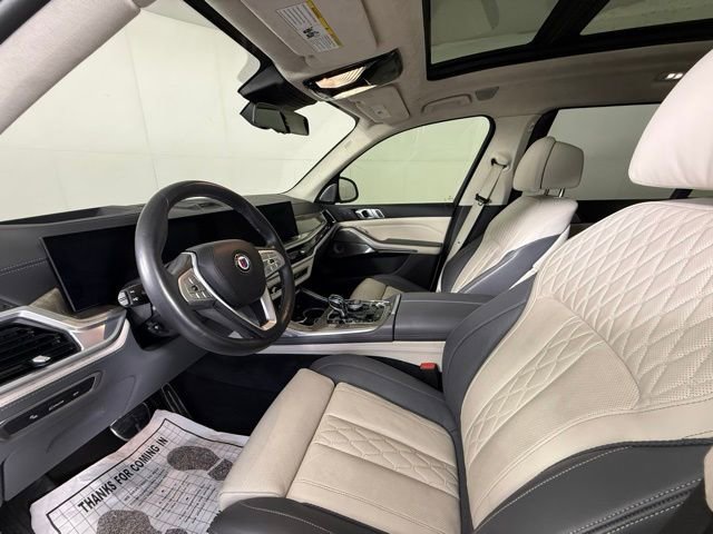 Used 2024 BMW ALPINA XB7 image 5