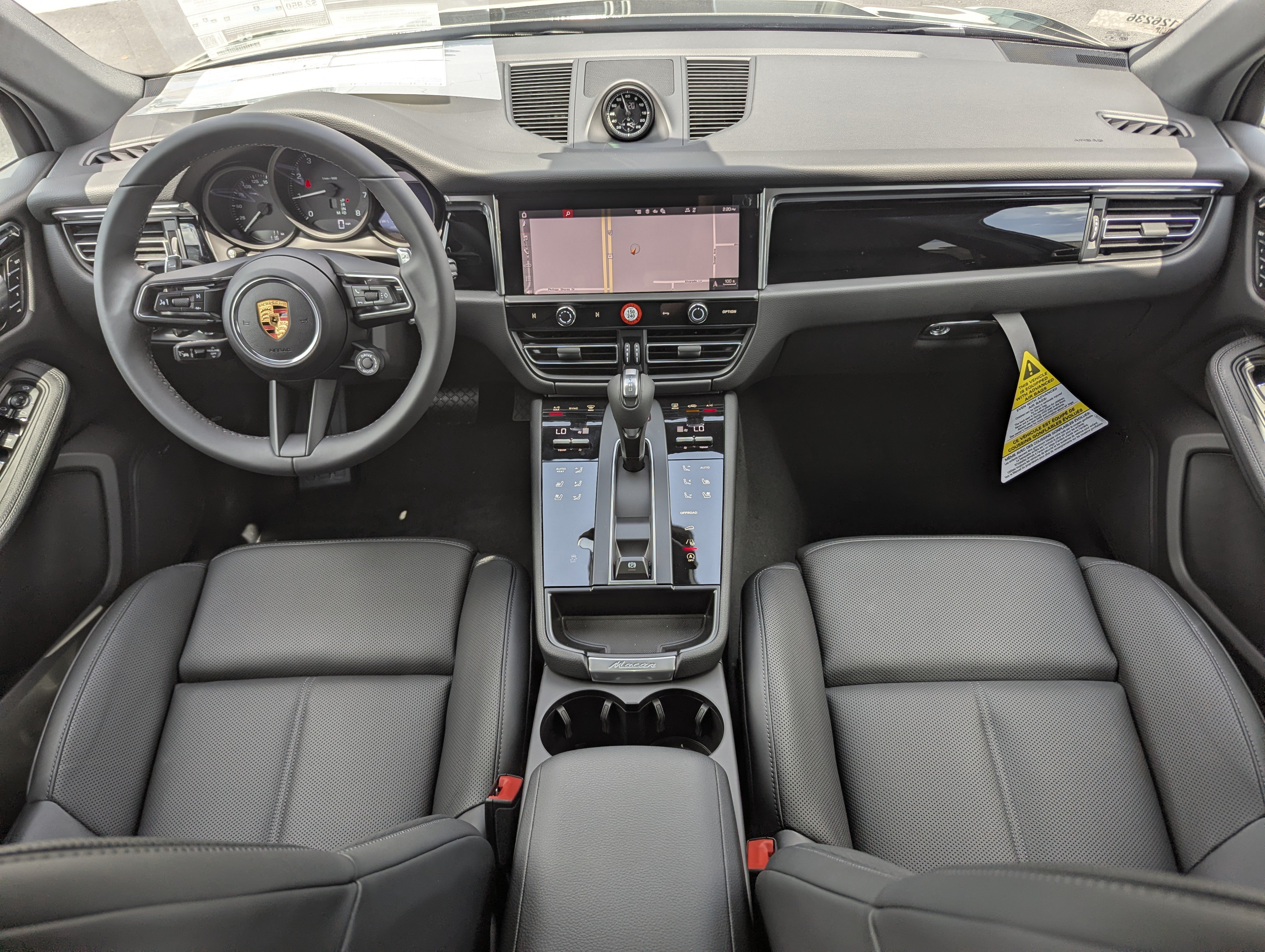 New 2026 Porsche Macan AWD/4WD image 15