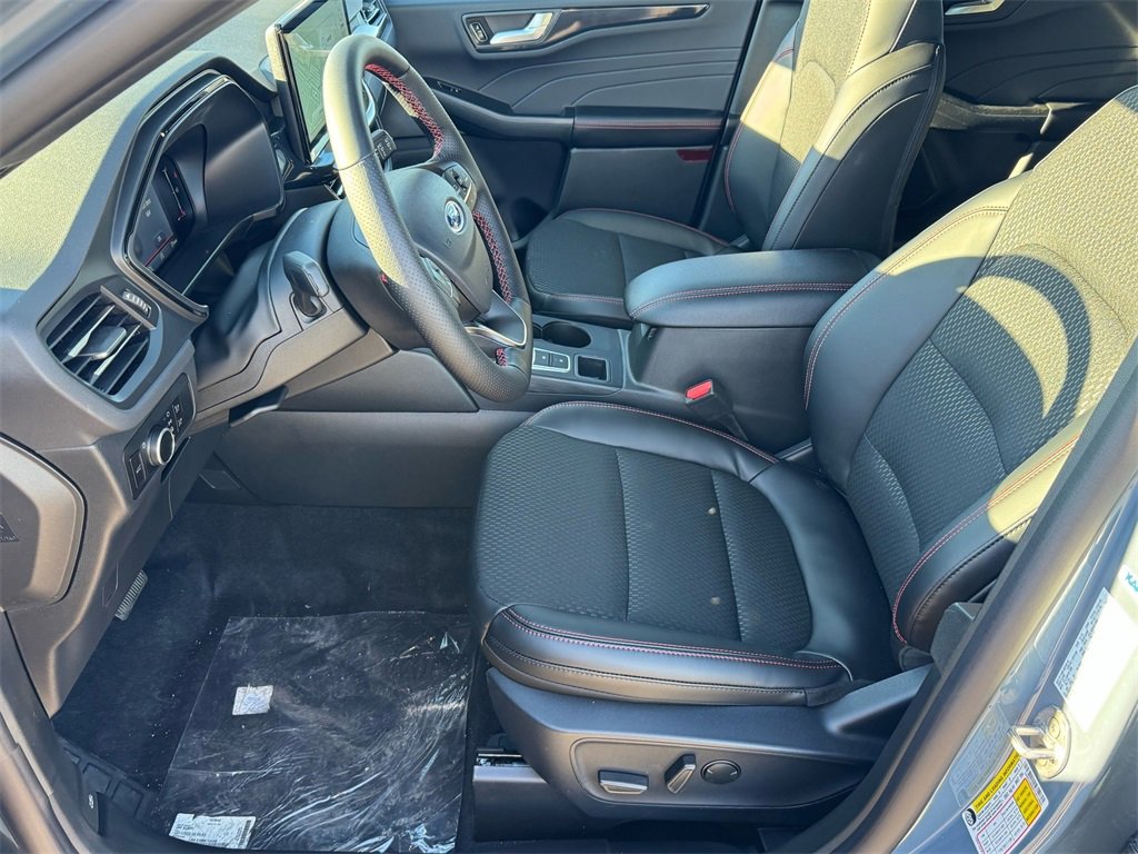 New 2026 Ford Escape ST-Line w/ Tech Pack #1 image 8