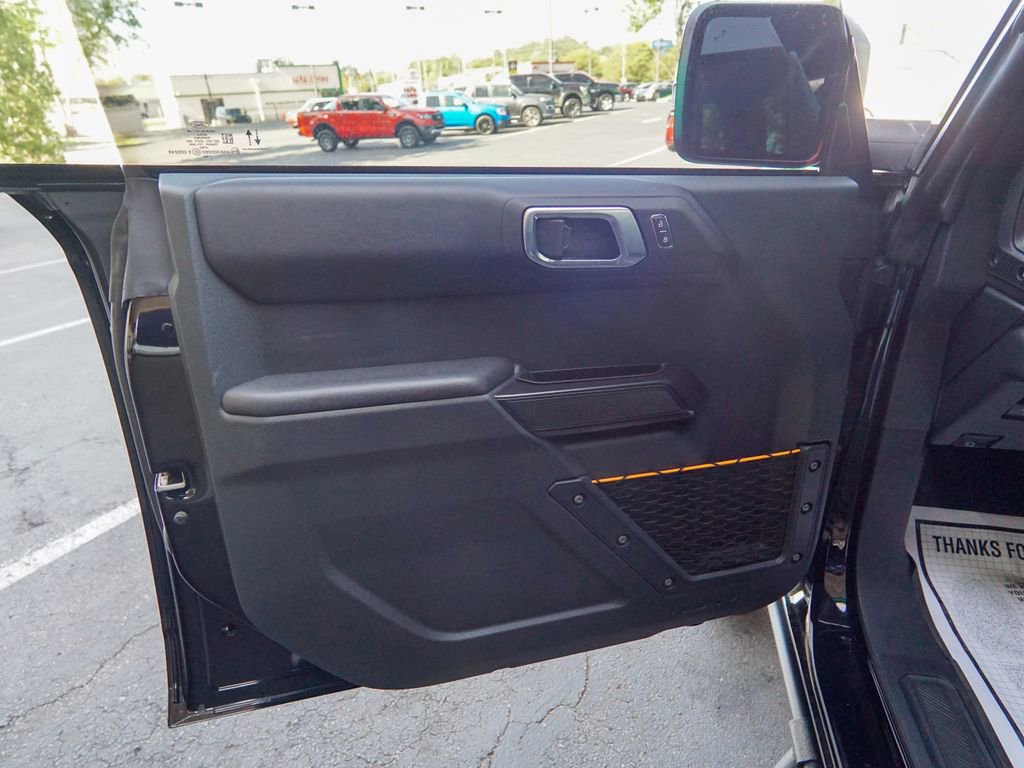 Used 2024 Ford Bronco Badlands AWD/4WD image 17