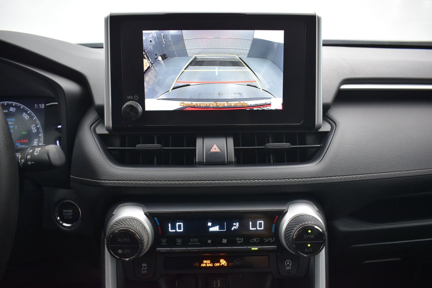 Used 2023 Toyota RAV4 XLE AWD/4WD image 15