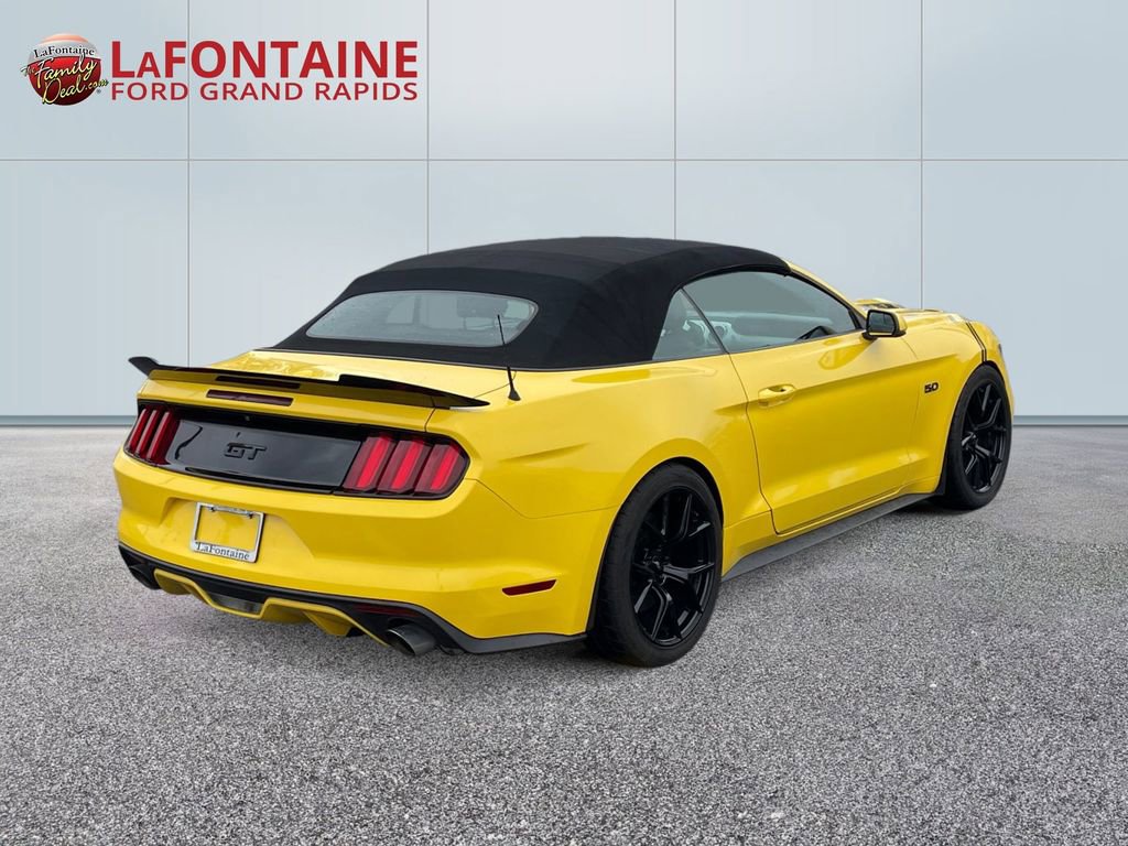 Used 2017 Ford Mustang GT RWD image 7