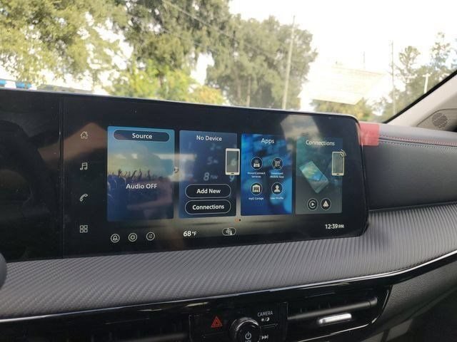 New 2026 Nissan Kicks SR FWD image 13