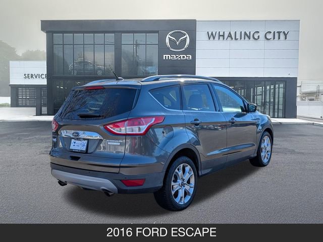 Used 2016 Ford Escape Titanium FWD image 5