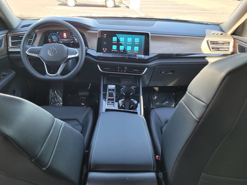 New 2026 Volkswagen Atlas SE FWD image 16