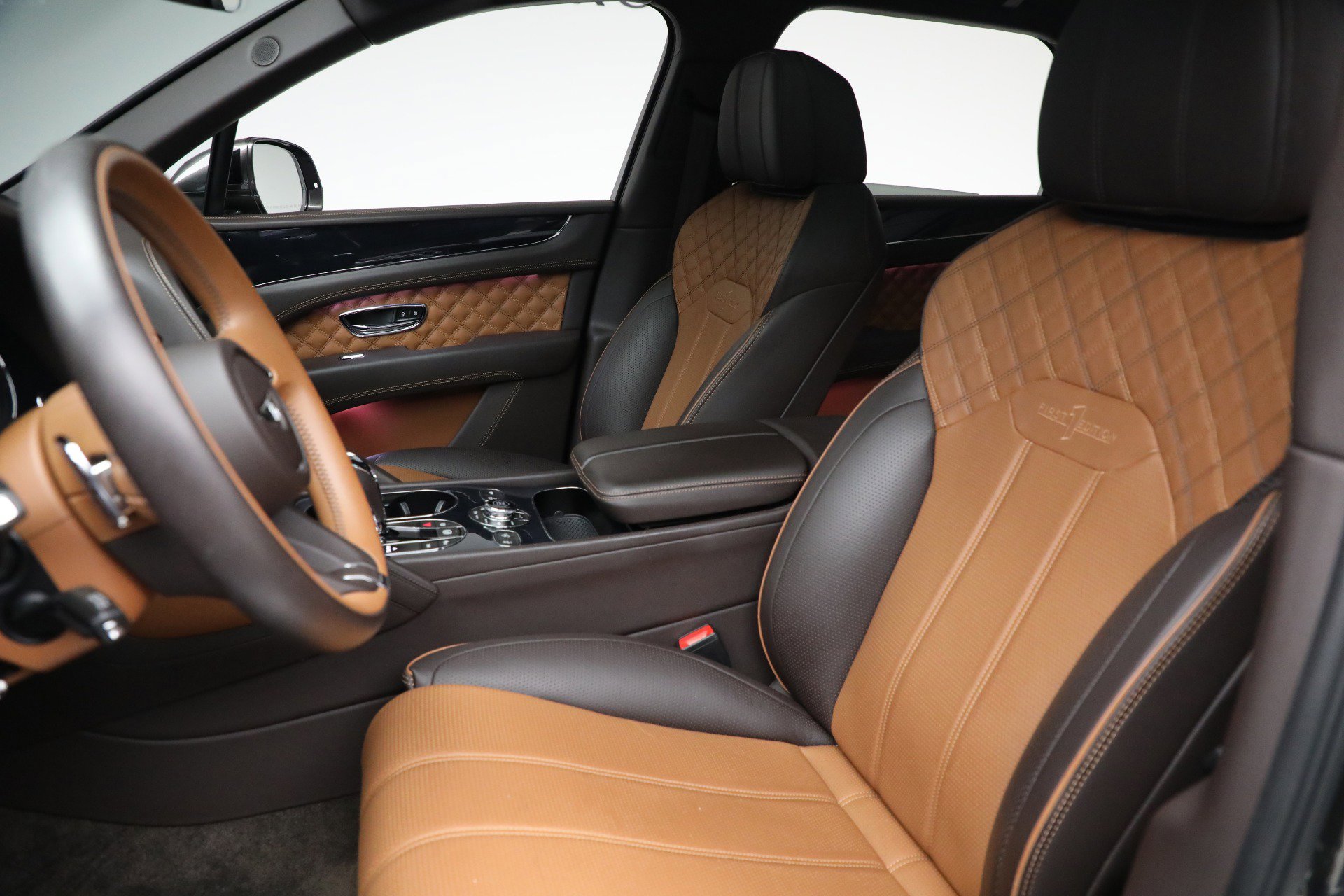 Certified 2021 Bentley Bentayga image 21