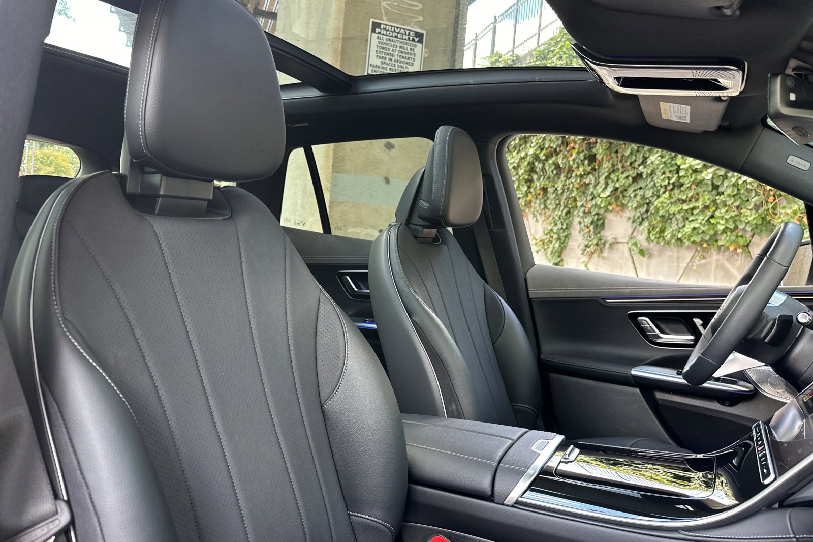 New 2025 Mercedes-Benz EQE 350+ 4MATIC SUV image 32