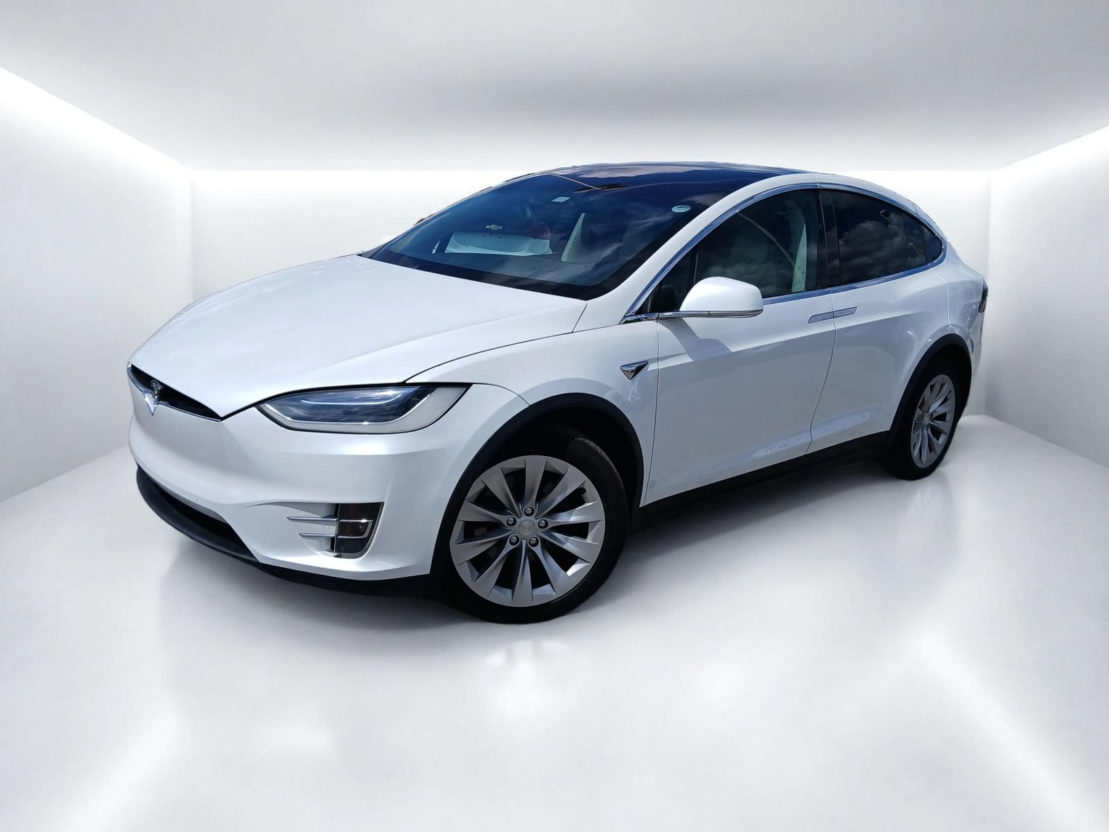 Used 2019 Tesla Model X P100D AWD/4WD image 2