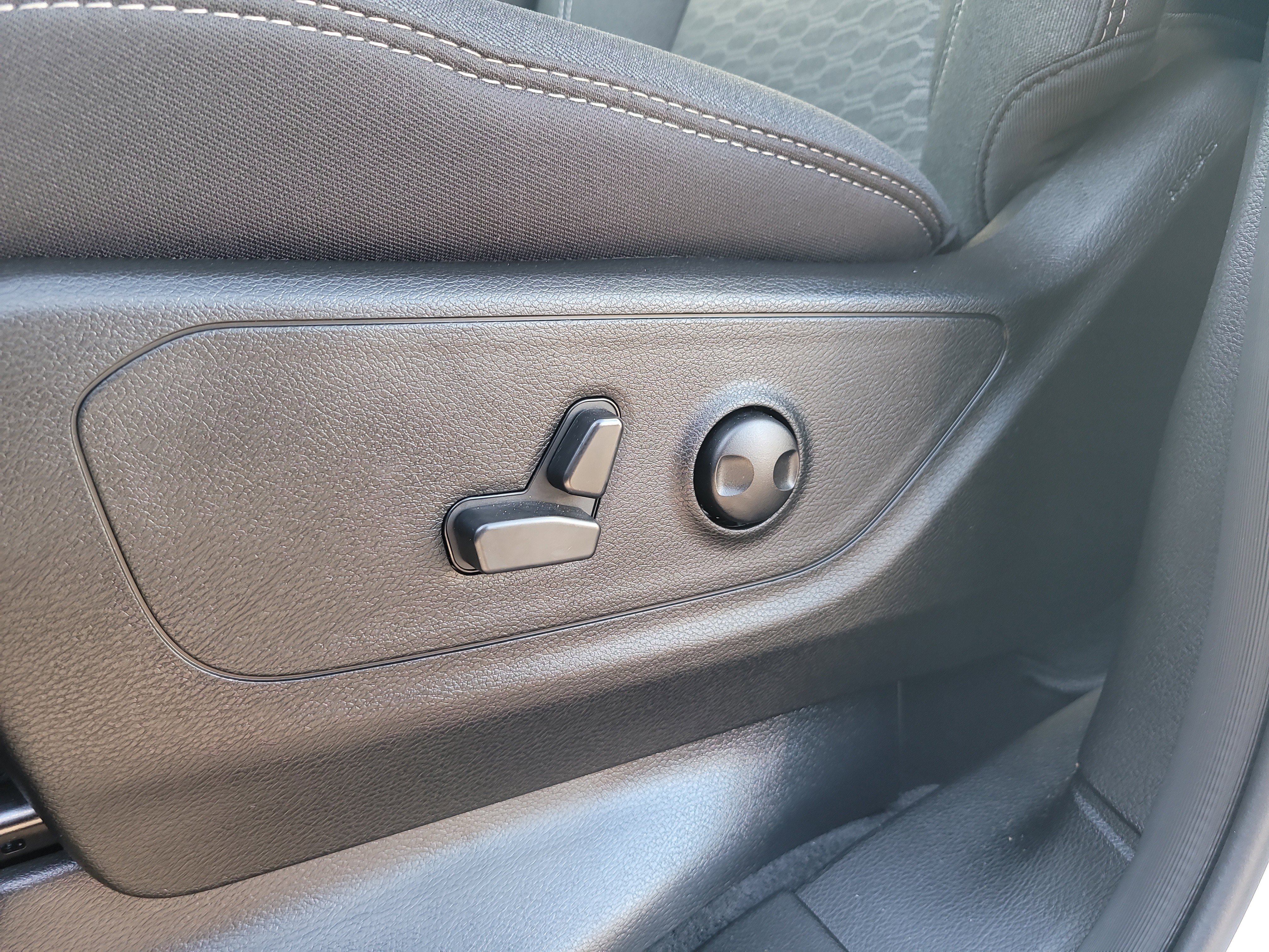 Used 2025 RAM 1500 Big Horn image 18