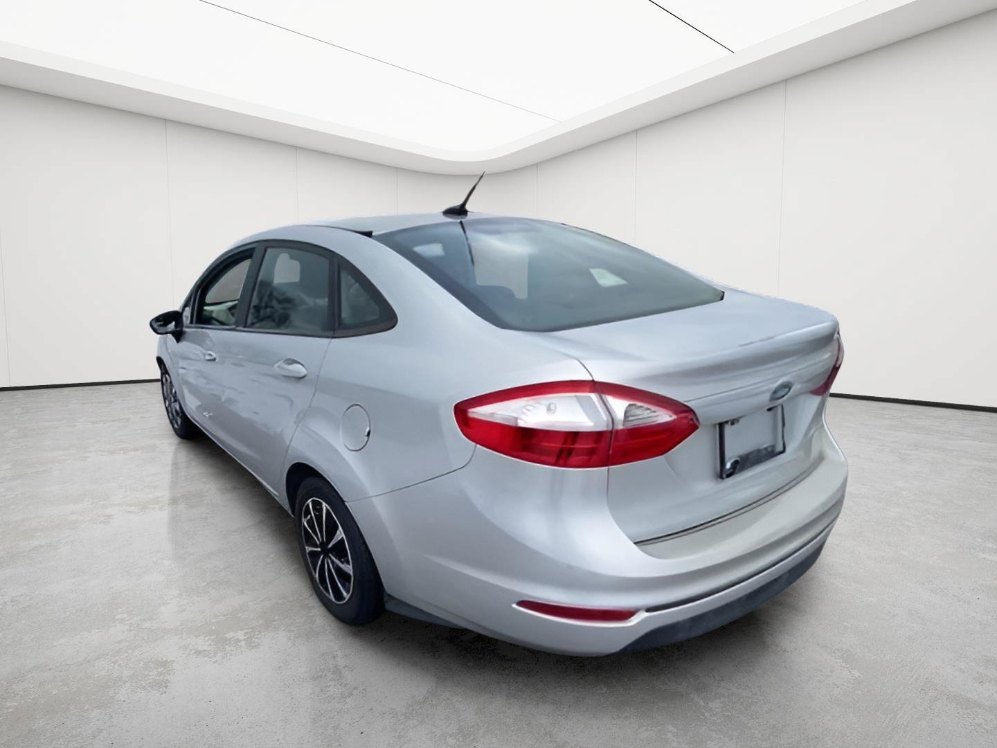 Used 2015 Ford Fiesta S FWD image 9