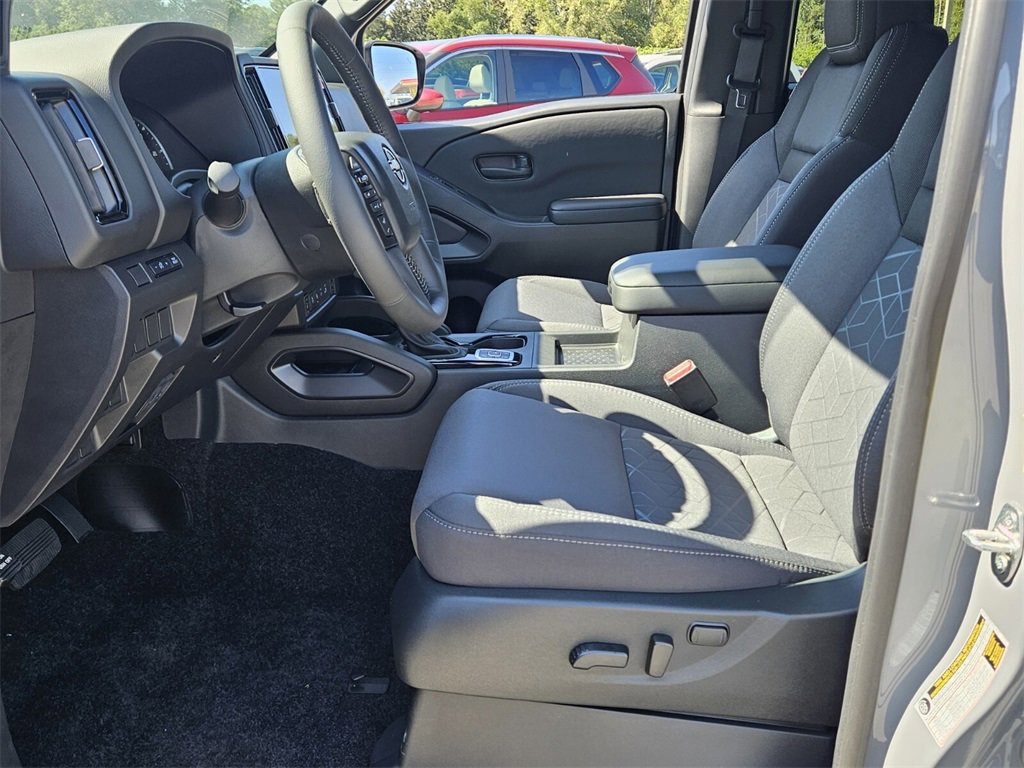 New 2026 Nissan Frontier SV image 3