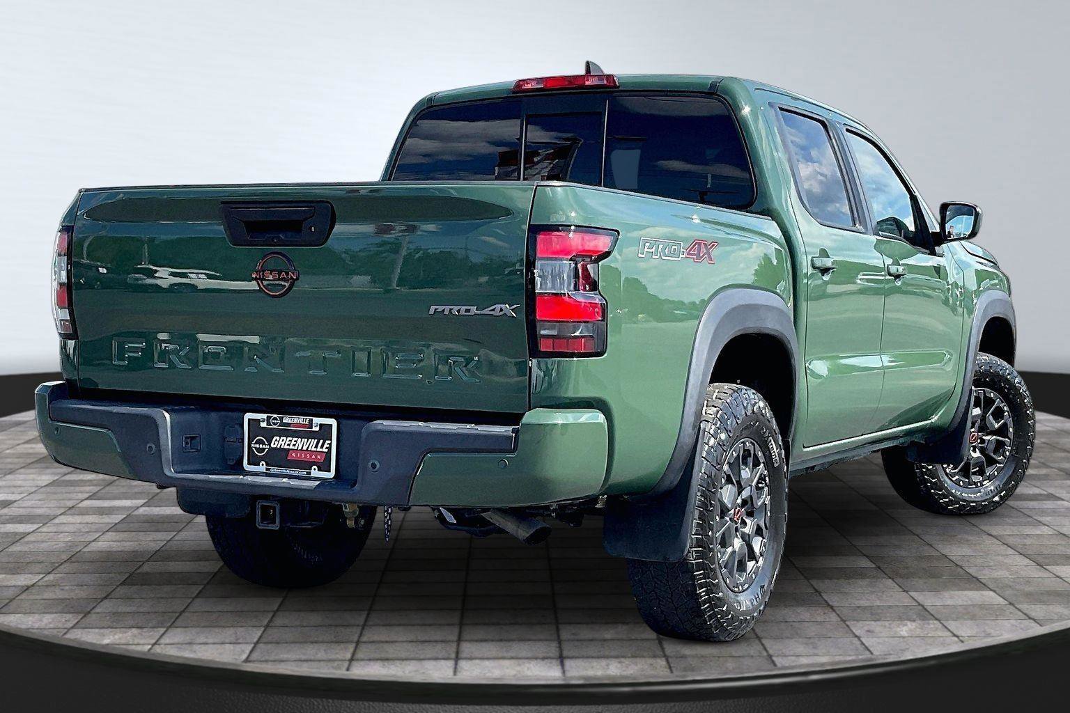 Certified 2022 Nissan Frontier PRO-4X w/ Pro-4X Premium Package AWD/4WD image 14