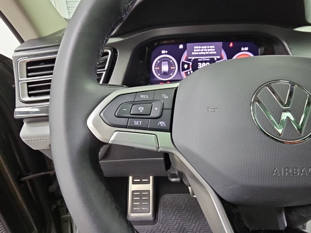 Used 2024 Volkswagen Atlas Peak Edition SEL AWD/4WD image 23