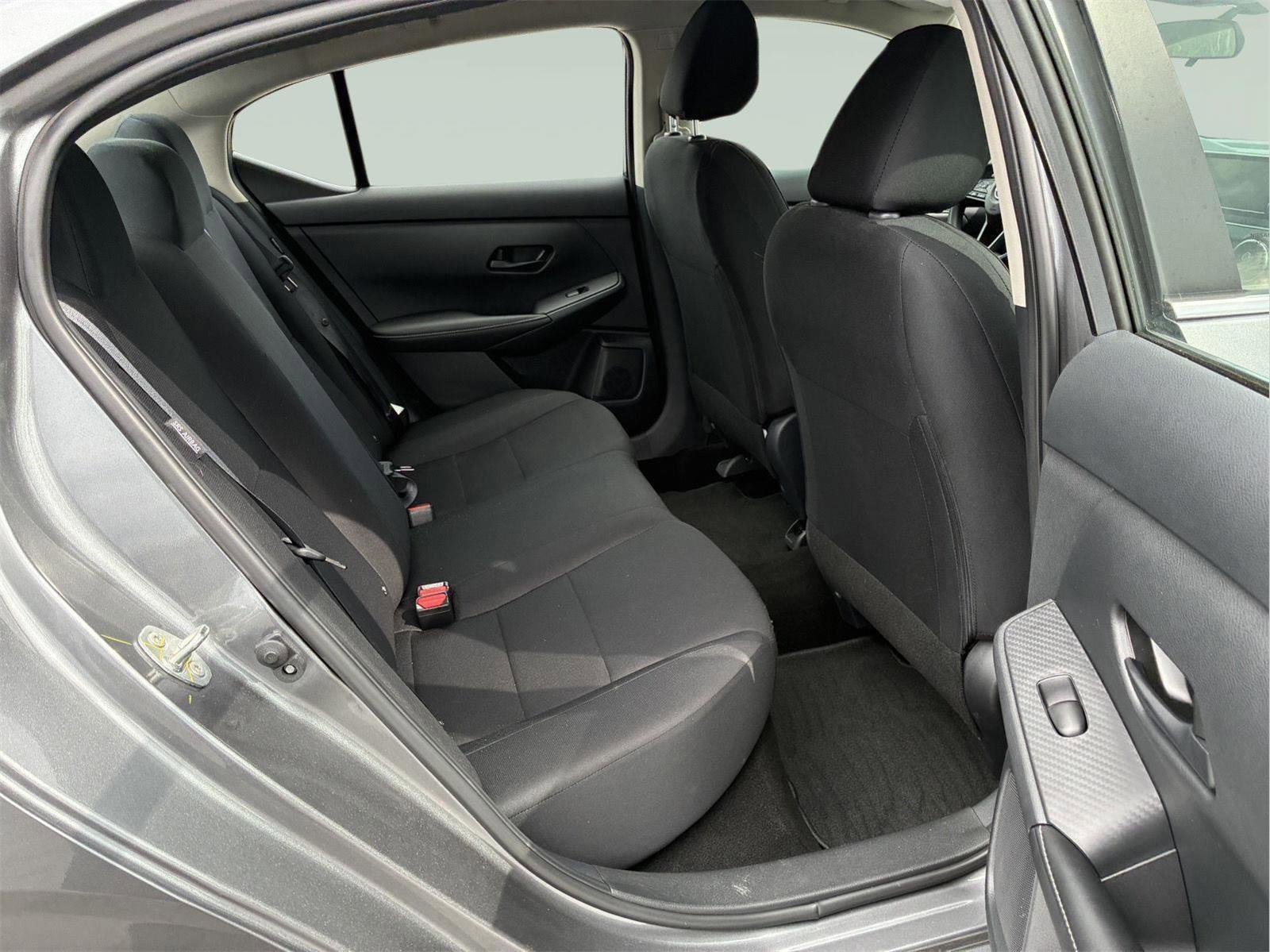 Used 2024 Nissan Sentra S FWD image 13