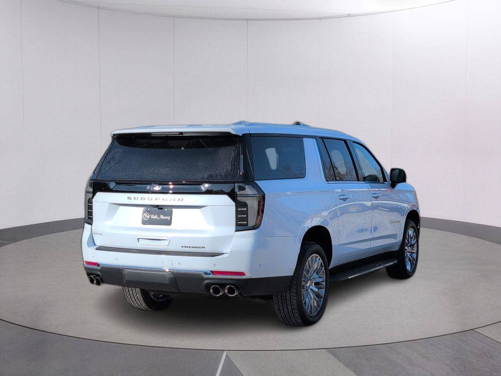 New 2026 Chevrolet Suburban Premier w/ Sun And Tow Package AWD/4WD image 3