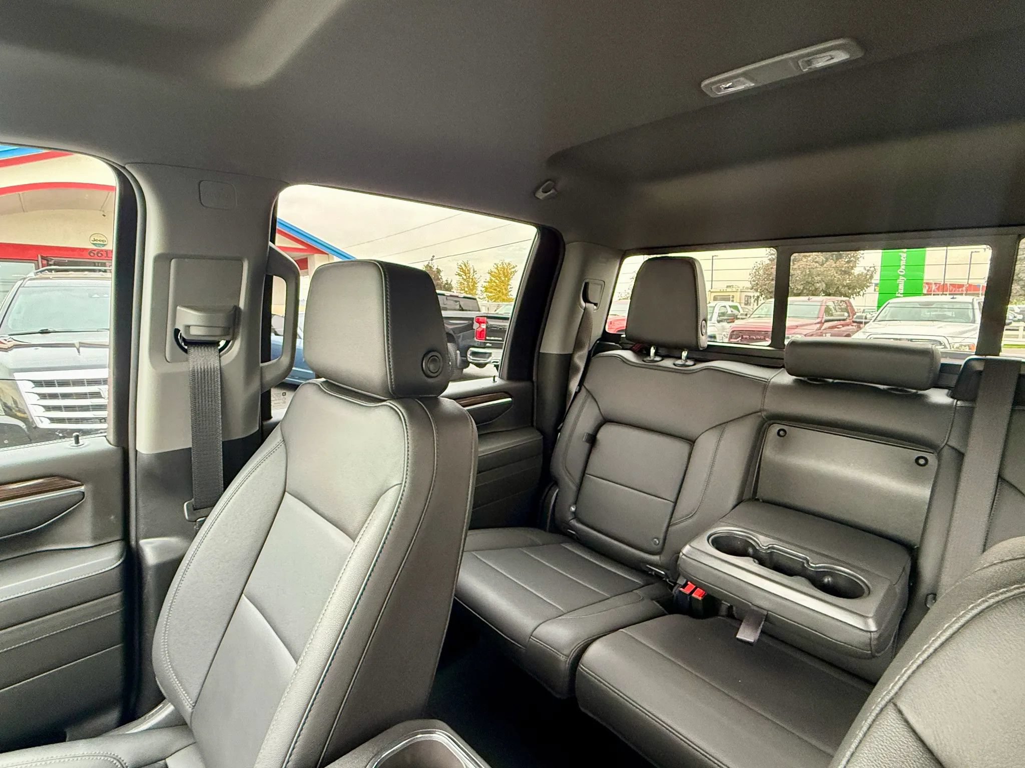 Used 2025 Chevrolet Silverado 2500 LT w/ Trail Boss Package AWD/4WD image 12