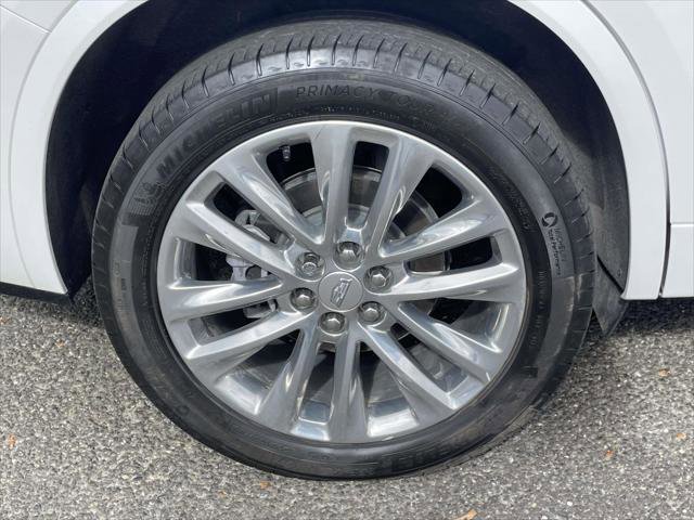 Used 2023 Cadillac XT6 Premium Luxury image 9