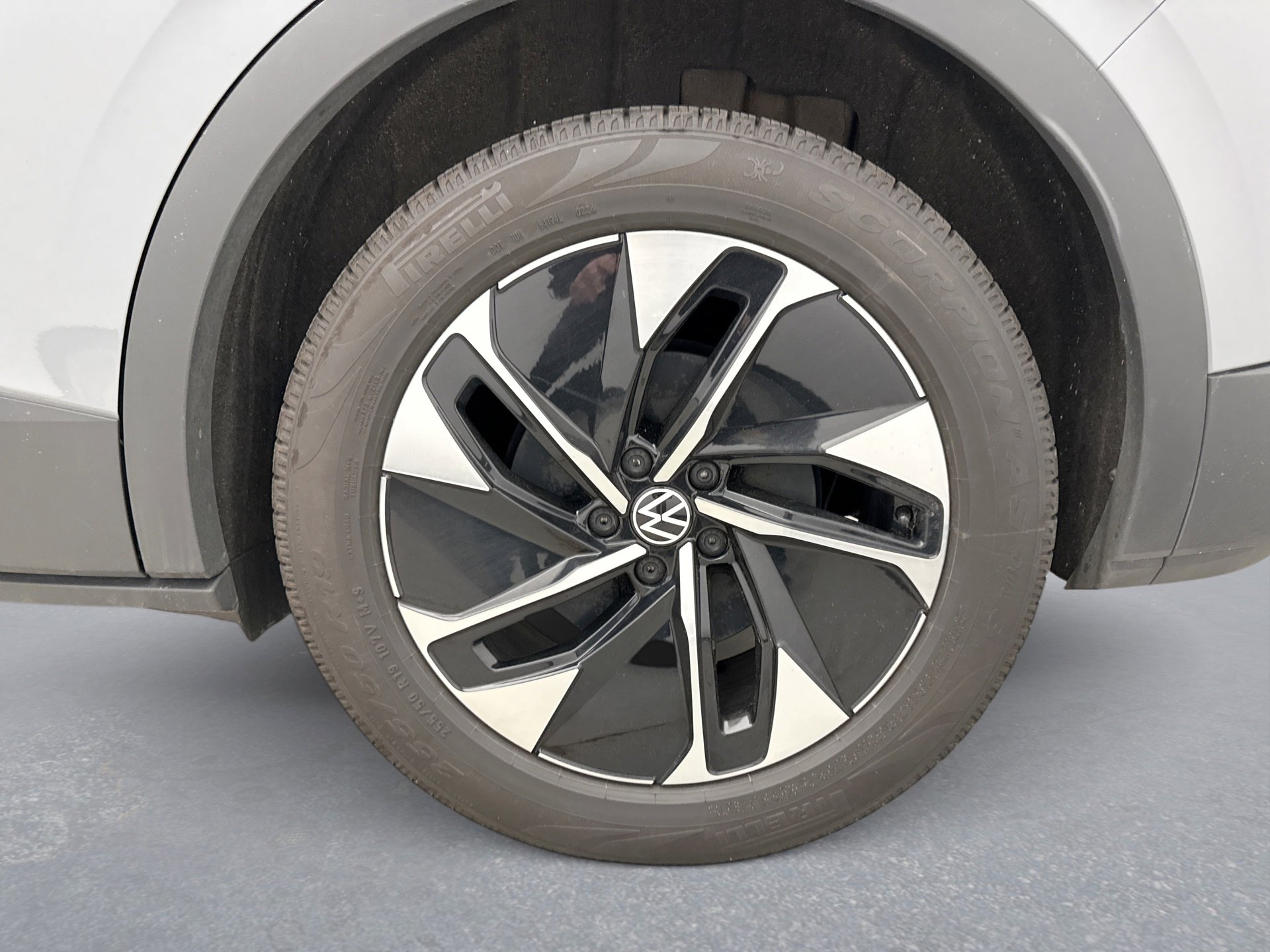 Used 2022 Volkswagen ID.4 Pro S image 13