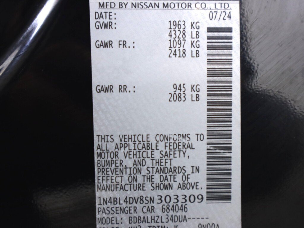 Used 2025 Nissan Altima 2.5 SV FWD image 41