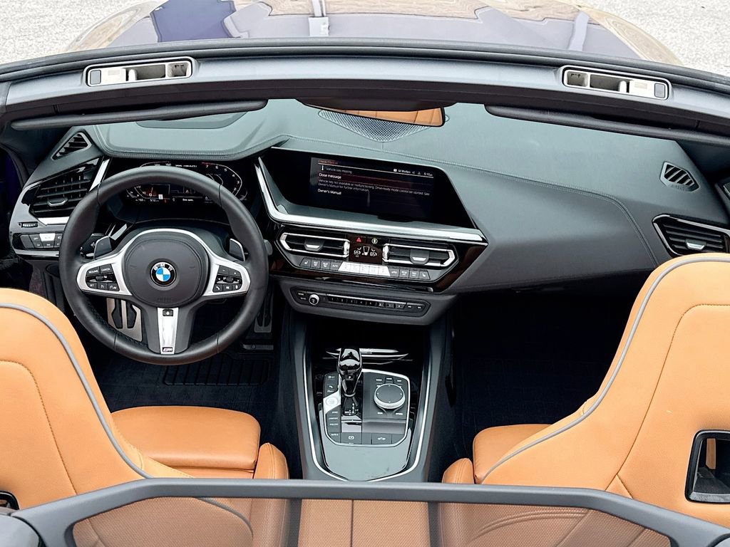 Used 2023 BMW Z4 M40i w/ Premium Package RWD image 28