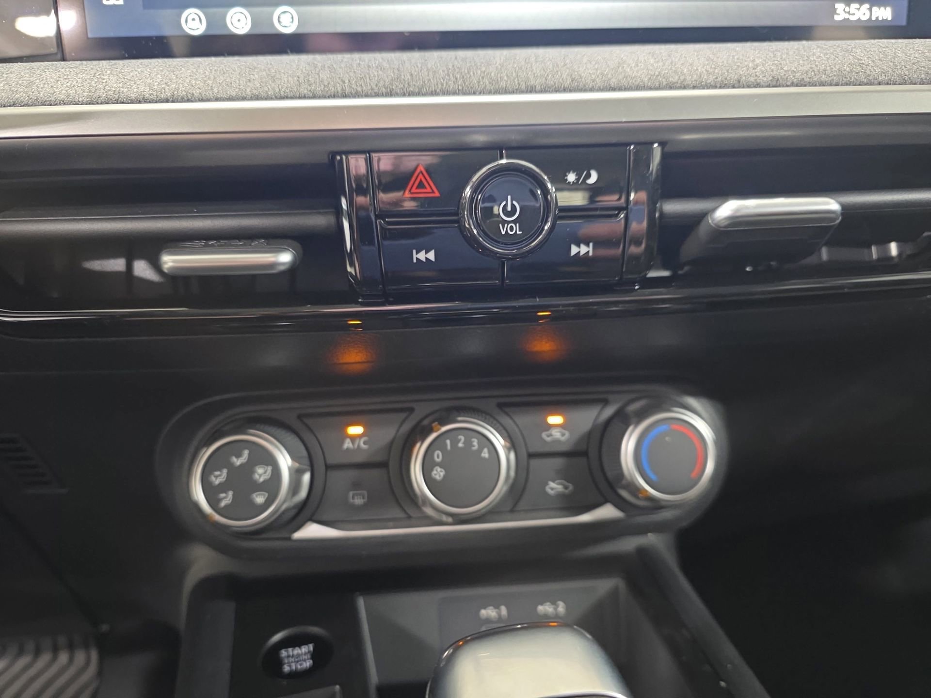 New 2026 Nissan Kicks S FWD image 24