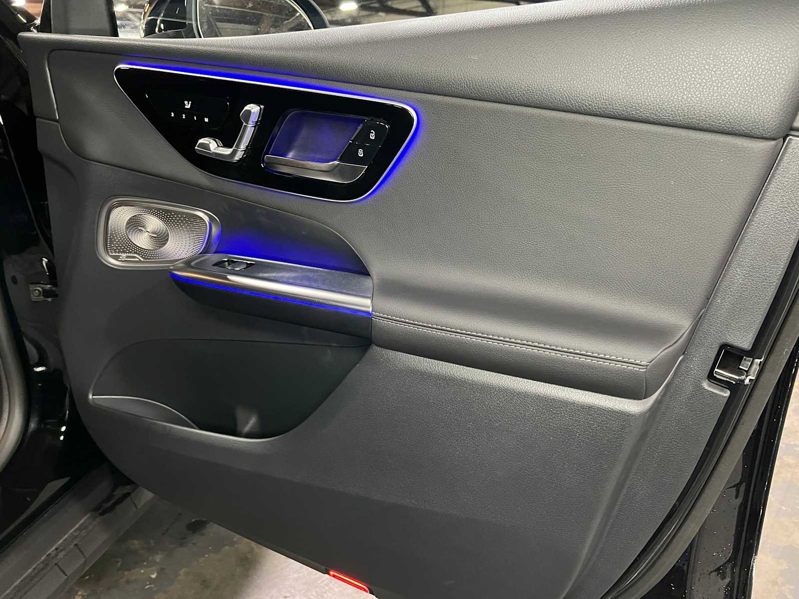 Certified 2025 Mercedes-Benz GLC 300 4MATIC image 11