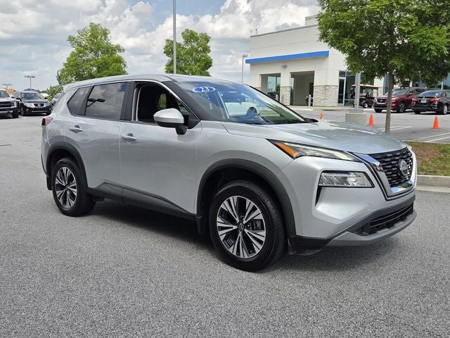 Used 2023 Nissan Rogue SV FWD image 7