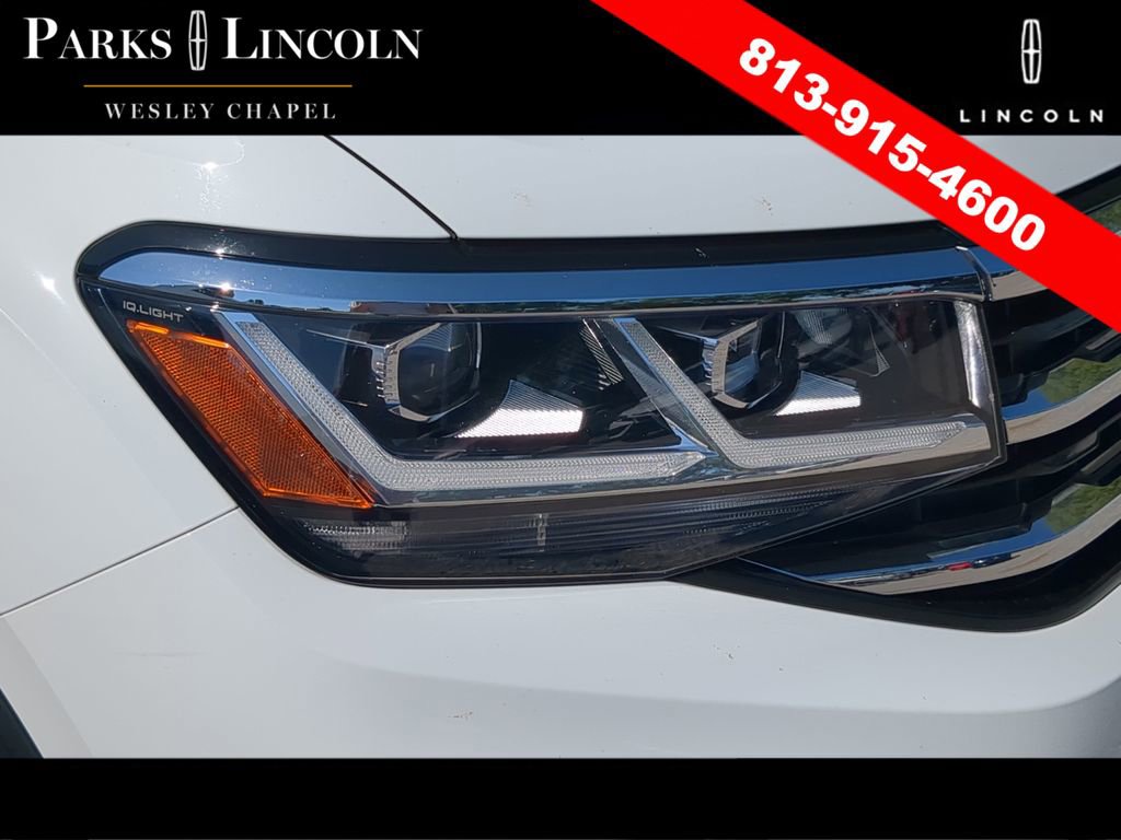 Used 2021 Volkswagen Atlas SEL Premium AWD/4WD image 12