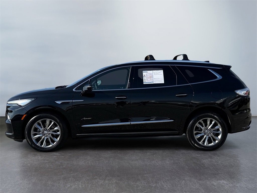 Used 2023 Buick Enclave Avenir w/ Avenir Technology Package image 6